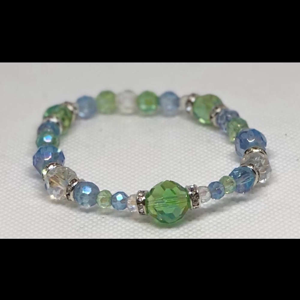 Elastic bracelet